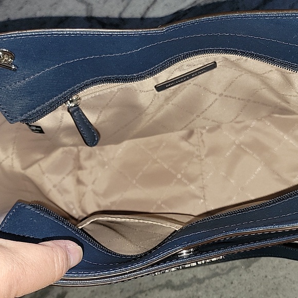 MICHAEL KORS Jet Set Large Saffiano Leather Shoulder Bag Navy Blue NWOT - Picture 7 of 16